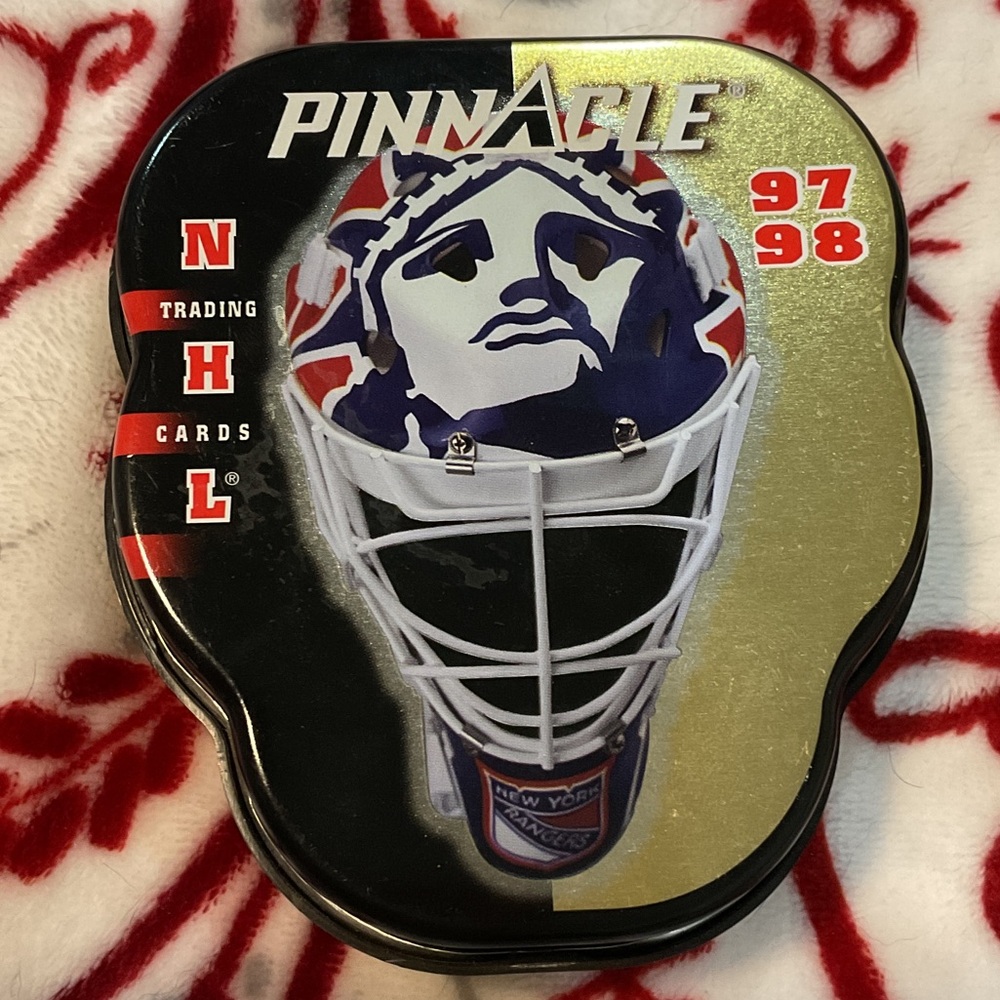Pinnacle 1997-98 NHL New York Rangers Goalie Mask Gold Collectible Tin